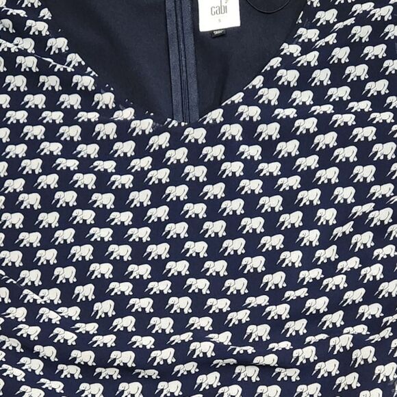 Cabi 5345 Blouse Elephant Parade  Print Navy Blue White Short Sleeve Sheer S - Picture 6 of 12